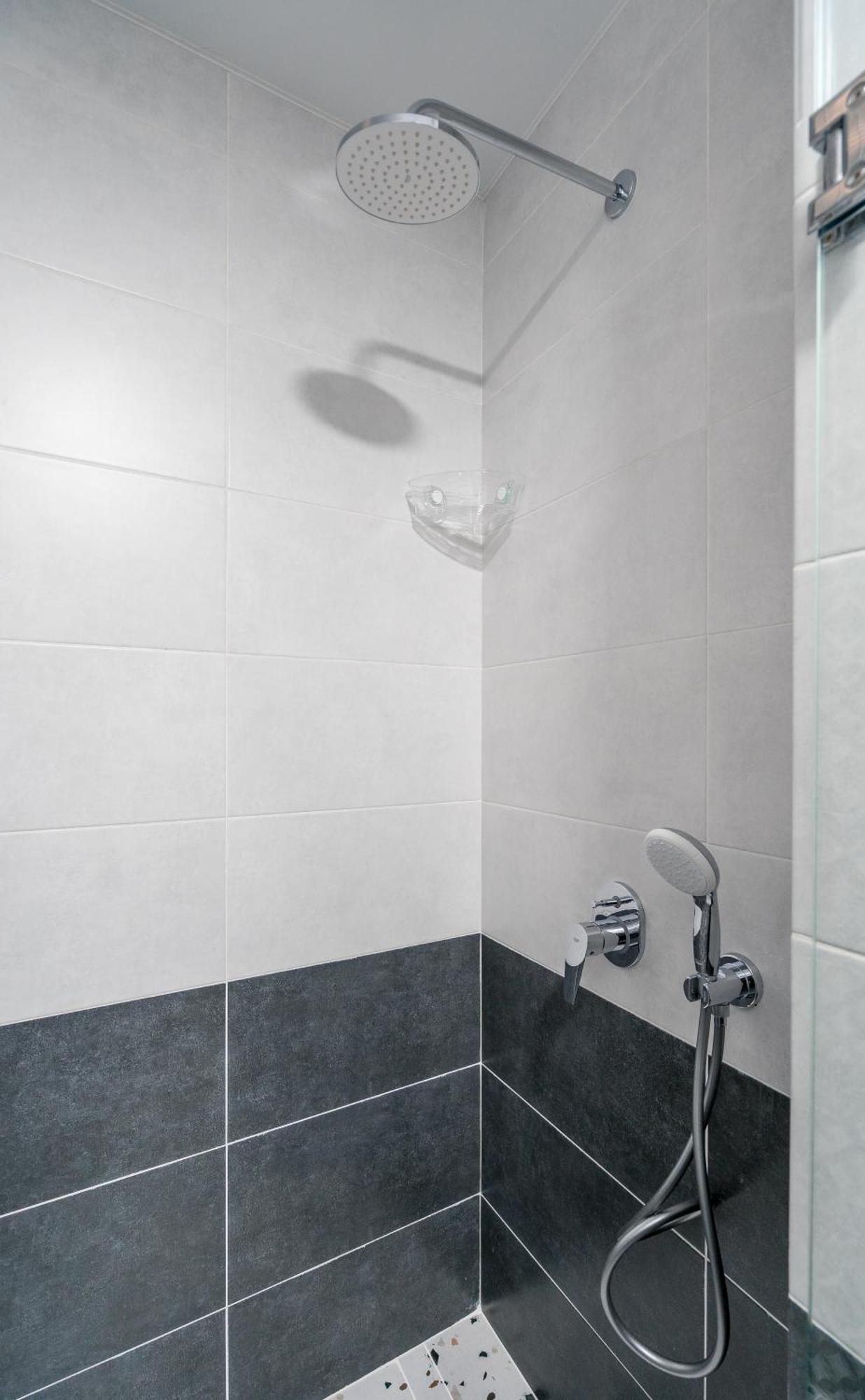 Aparthotel Luxury X By Umbrella Tbilisi Exterior foto
